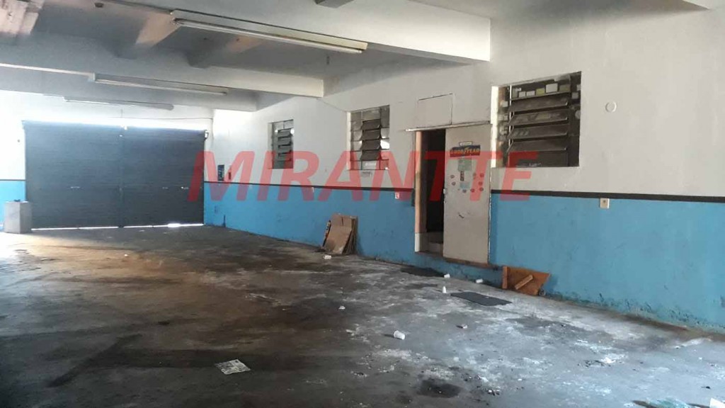 Comercial de 440m² em Jardim Sabará