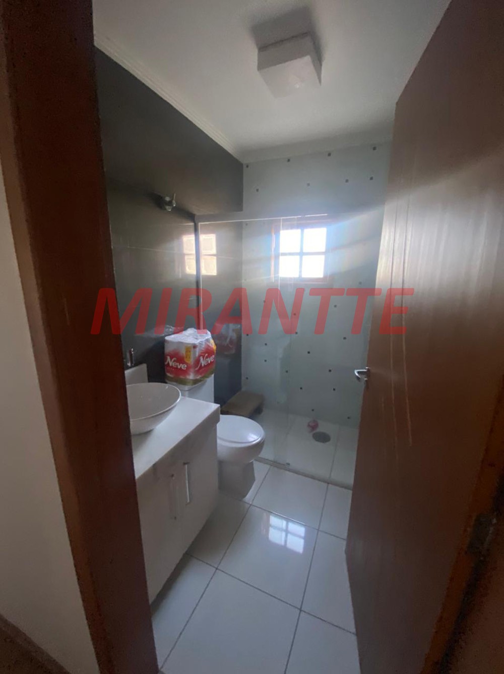 Sobrado de 200m² com 3 quartos em Parque Vitoria