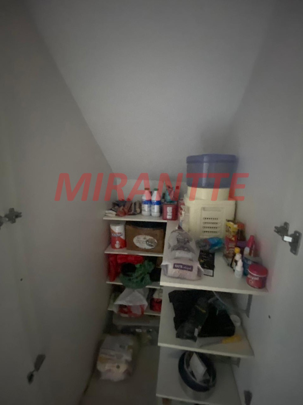 Sobrado de 200m² com 3 quartos em Parque Vitoria