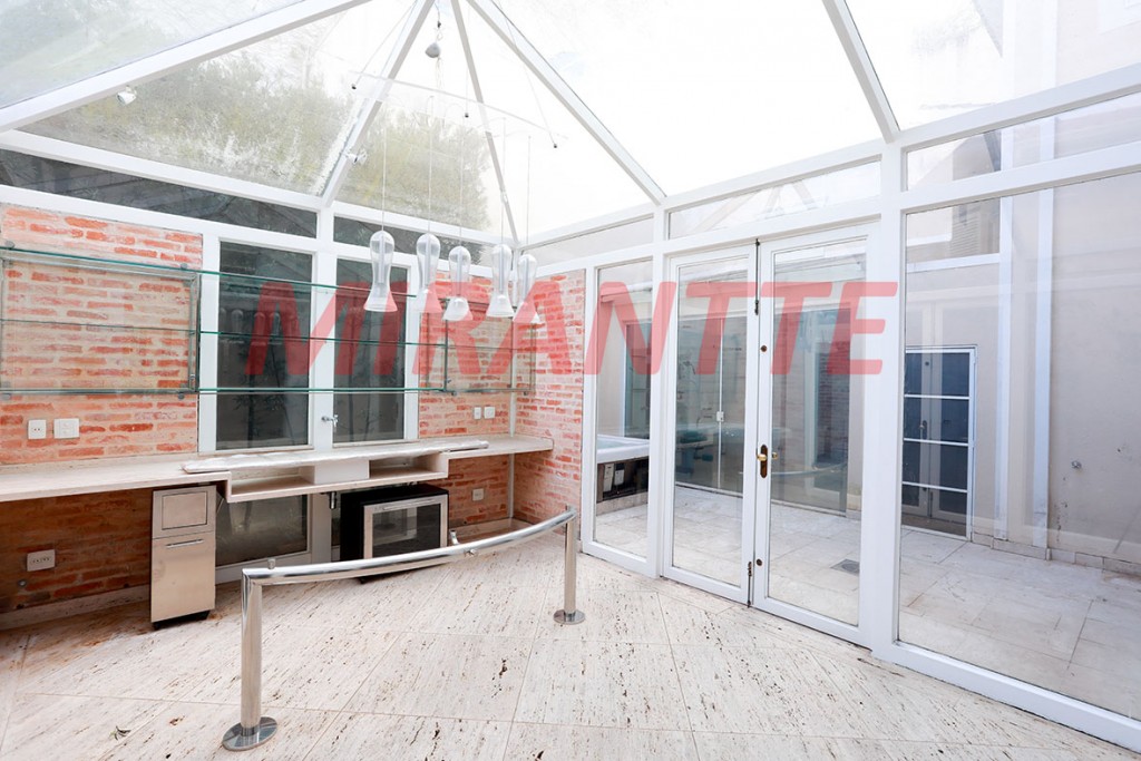 Sobrado de 474m² com 4 quartos em Cidade Jardim