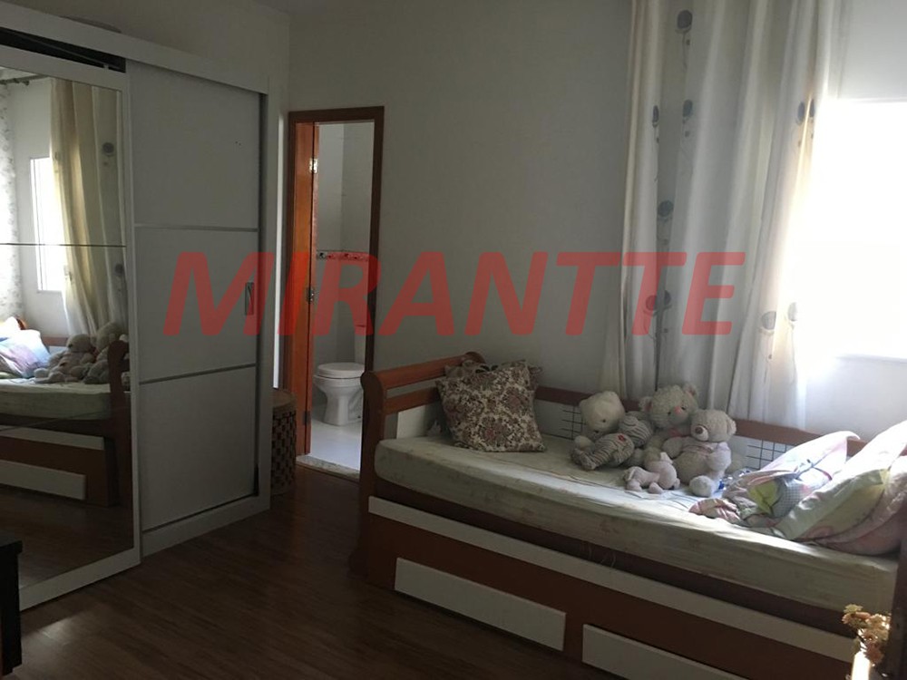 Sobrado de 147m² com 3 quartos em Vila Mazzei