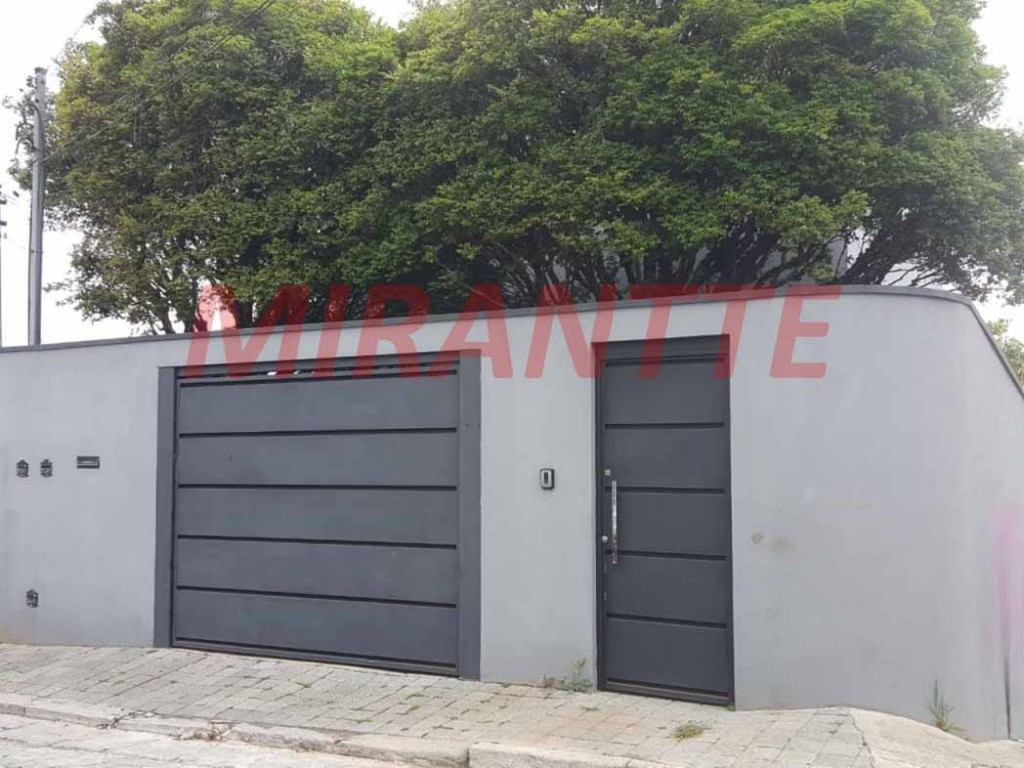 Sobrado de 190m² com 3 quartos em Vila Romero