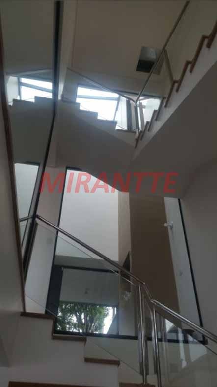 Sobrado de 190m² com 3 quartos em Vila Romero
