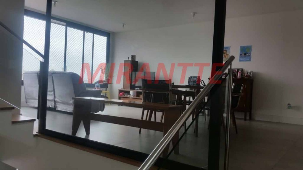 Sobrado de 190m² com 3 quartos em Vila Romero