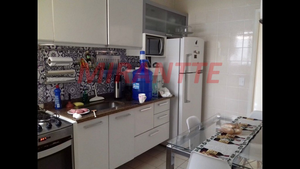 Apartamento de 85m² com 3 quartos em Santa Teresinha