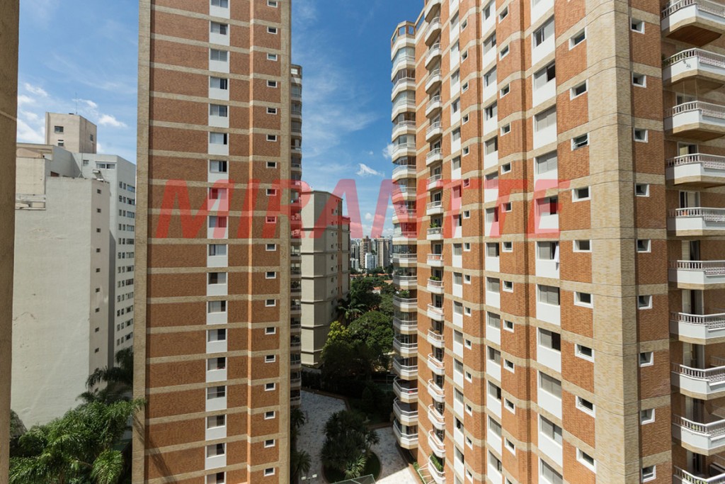 Apartamento de 130m² com 3 quartos em Perdizes