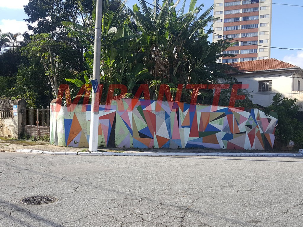 Terreno de 1057m² em Vila Barreto