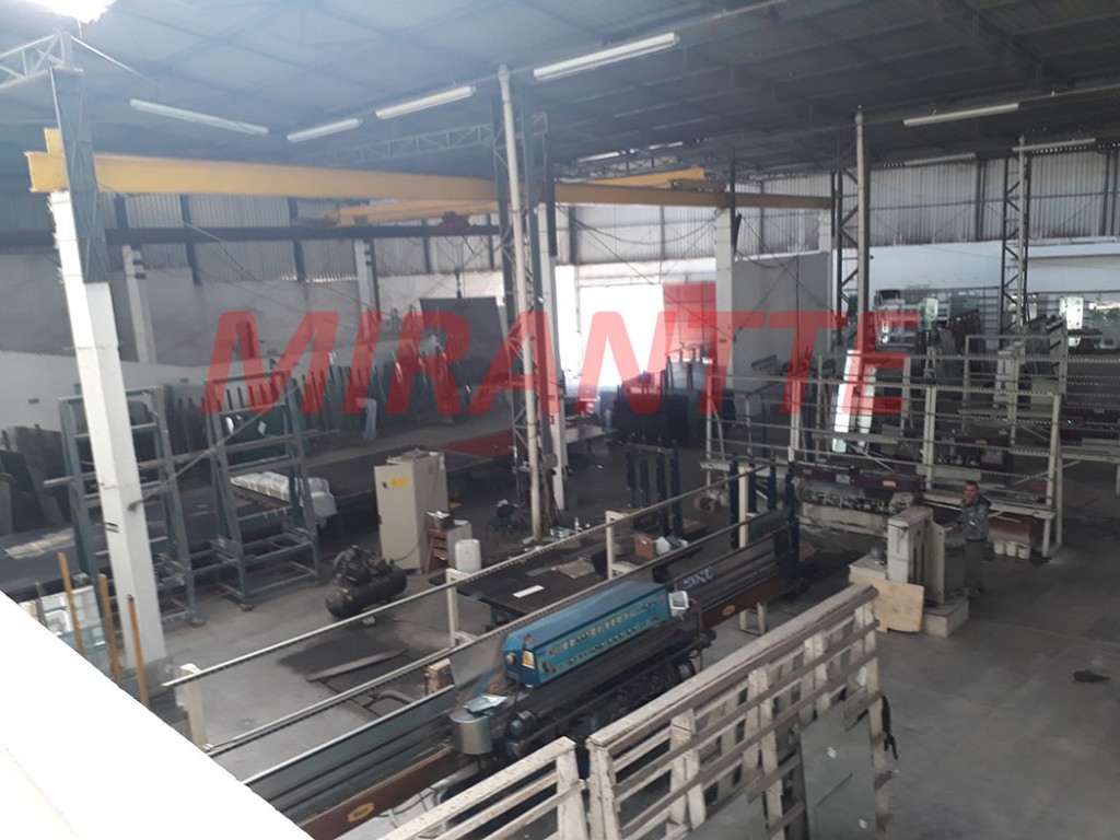 Galpao de 2800m² em Vila Nova Cachoeirinha