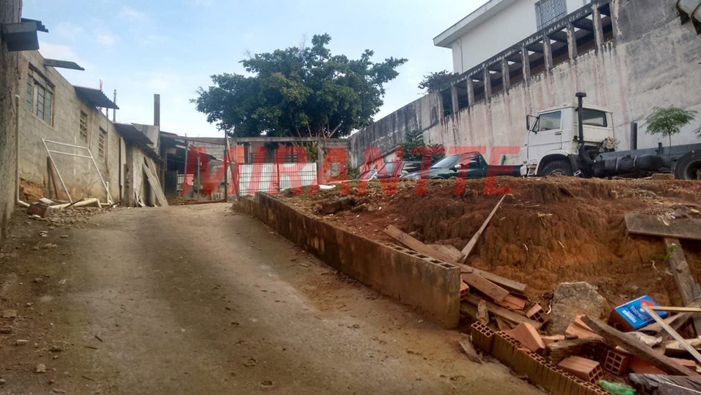Terreno de 428m² em Casa Verde