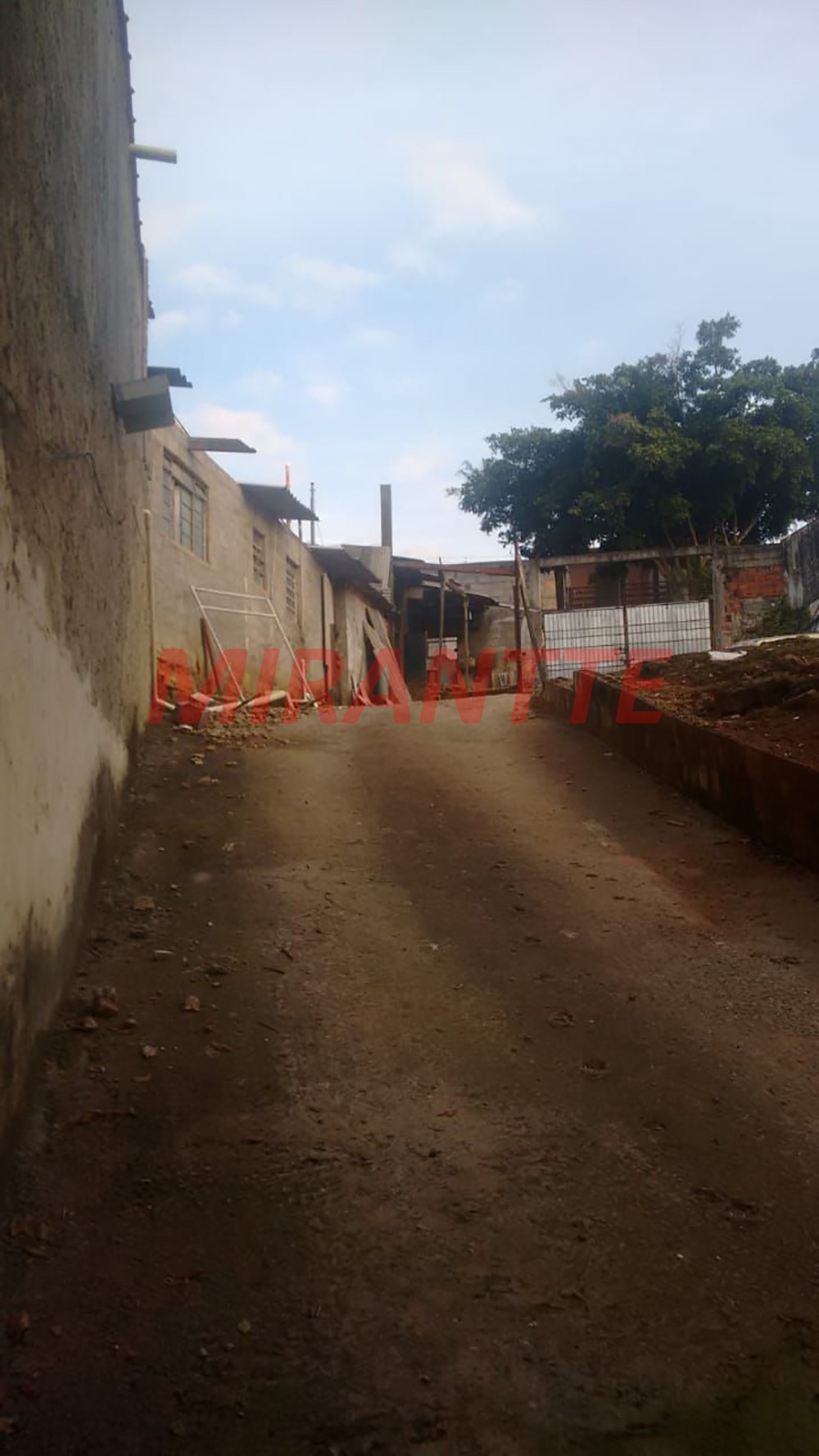 Terreno de 428m² em Casa Verde