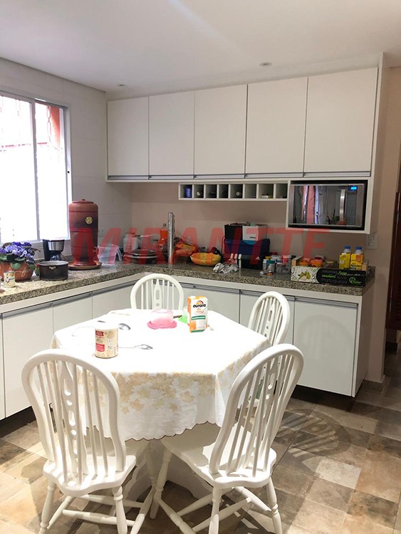 Sobrado de 150m² com 3 quartos em Santana