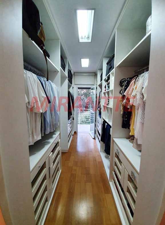 Sobrado de 500m² com 3 quartos em Centro – Mairiporã