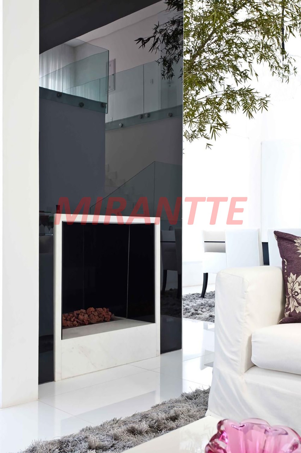 Sobrado de 690m² com 4 quartos em Itatiba