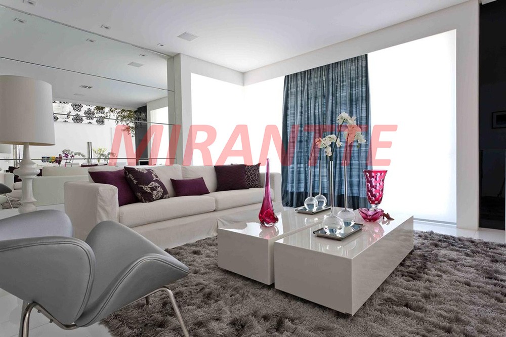 Sobrado de 690m² com 4 quartos em Itatiba