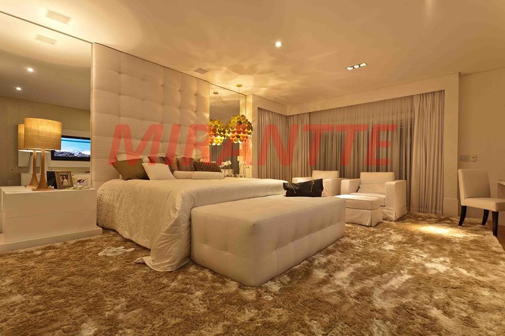 Sobrado de 690m² com 4 quartos em Itatiba