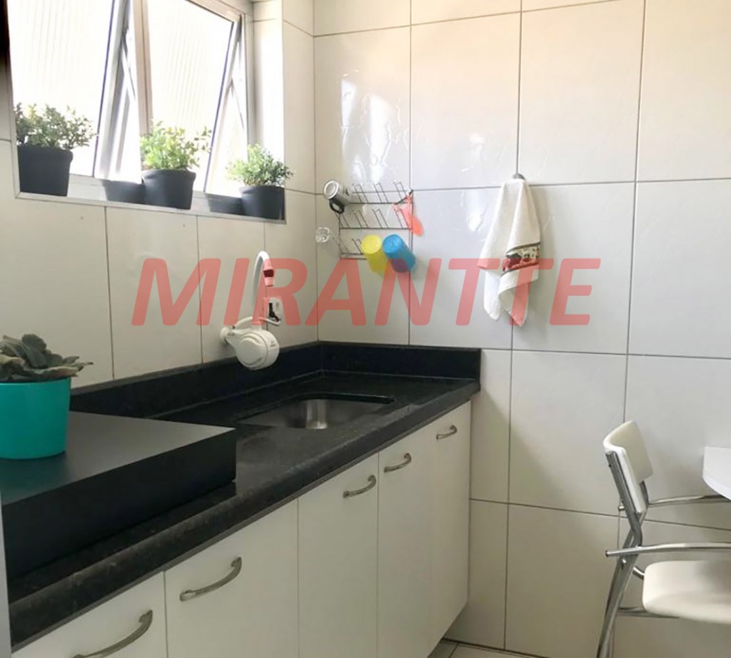 Apartamento de 74m² com 2 quartos em Santana