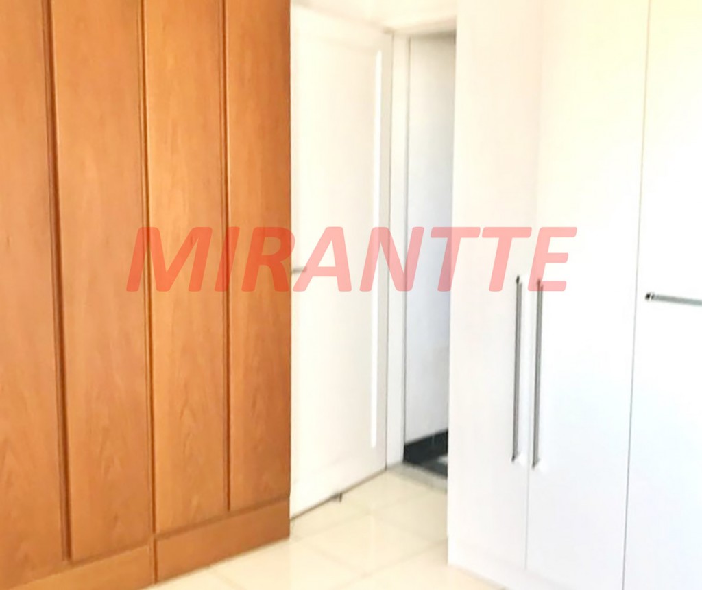 Apartamento de 74m² com 2 quartos em Santana