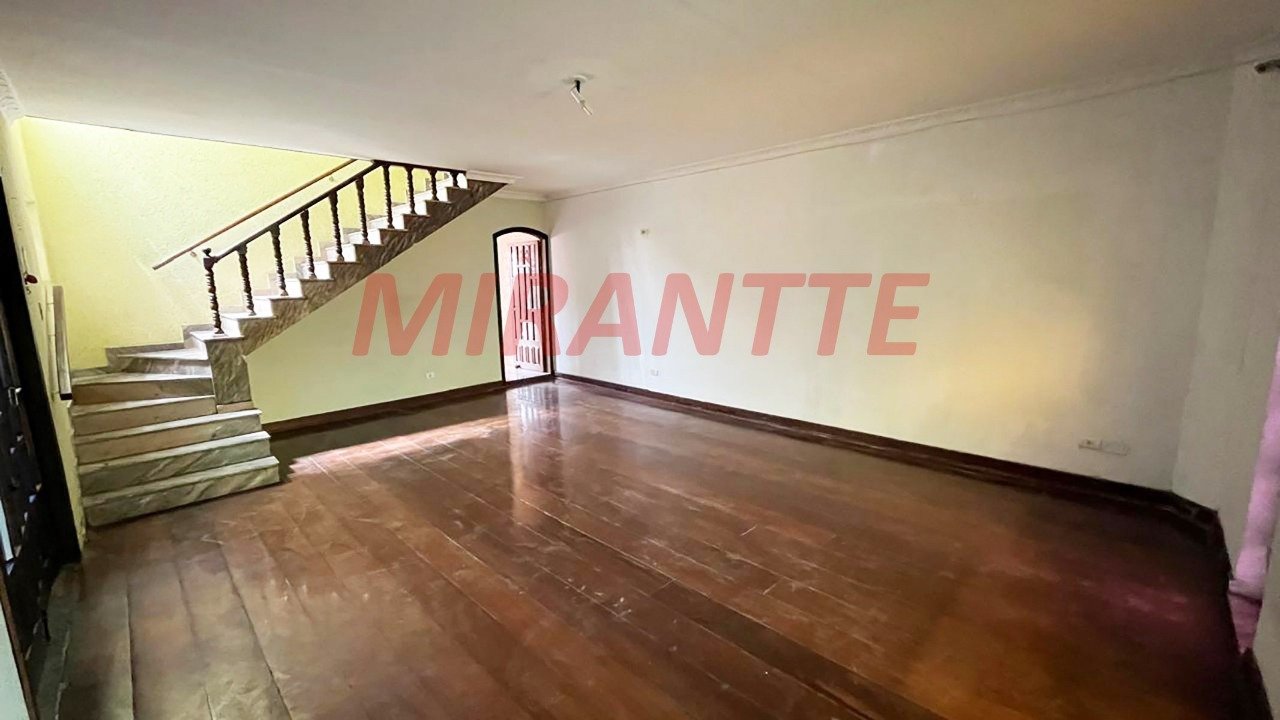 Sobrado de 159m² com 3 quartos em Parada Inglesa