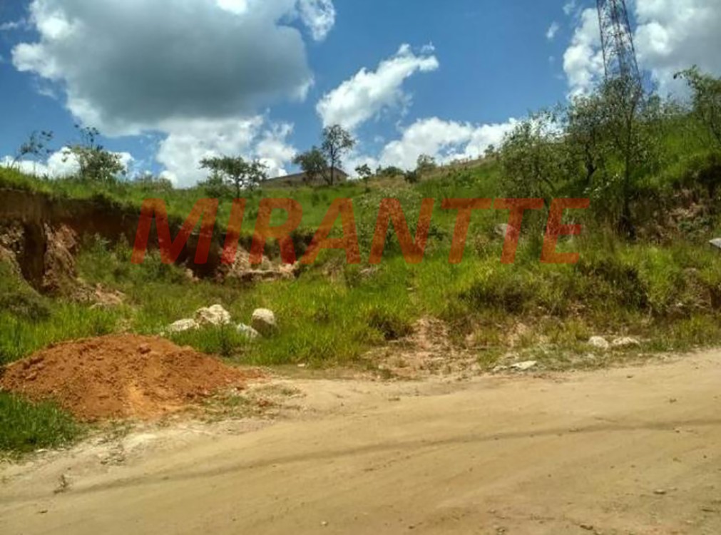 Terreno de 4050m² em Serra Da Cantareira