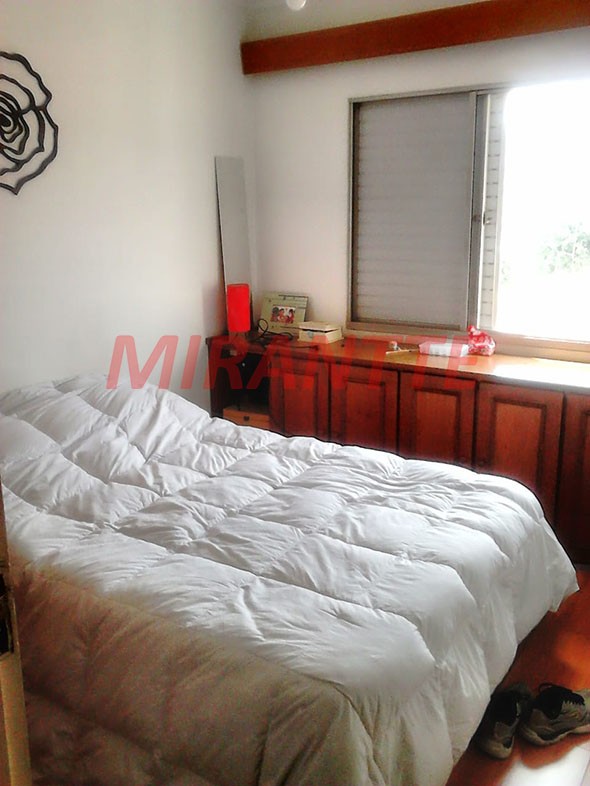 Apartamento de 70m² com 3 quartos em Água Fria
