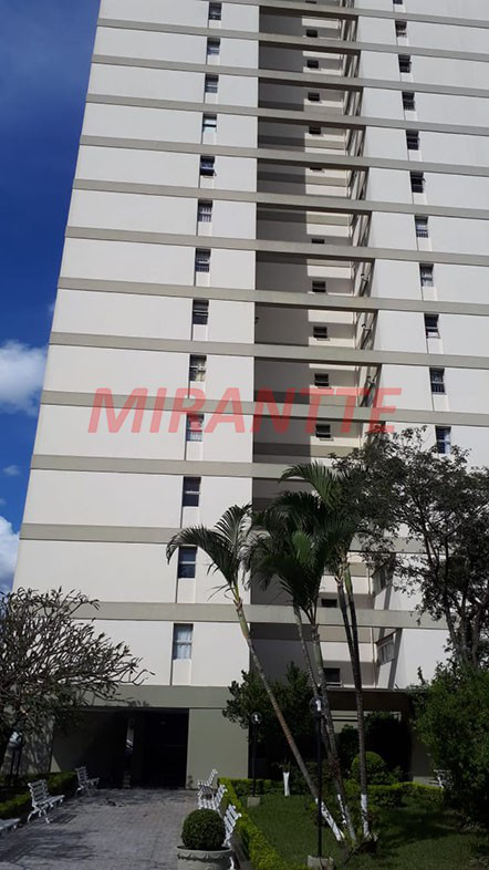 Apartamento de 70m² com 3 quartos em Água Fria