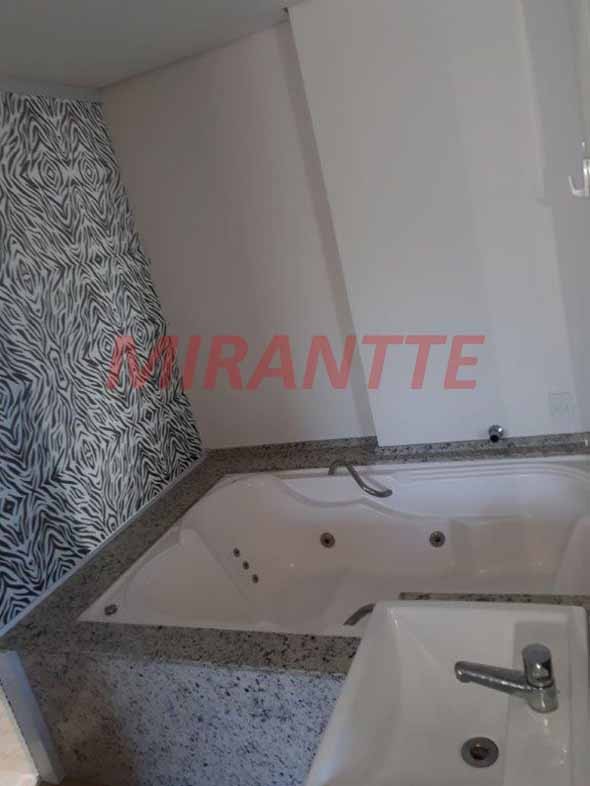 Sobrado de 281m² com 4 quartos em Centro