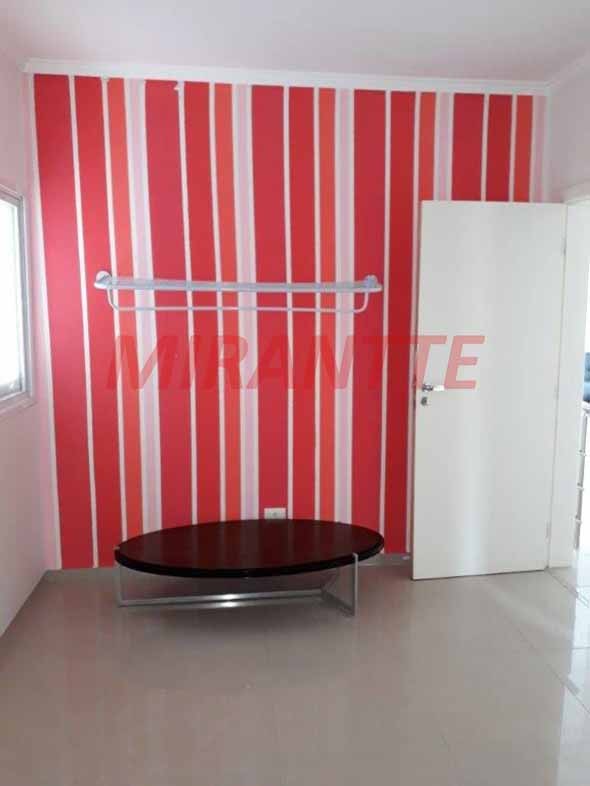 Sobrado de 281m² com 4 quartos em Centro