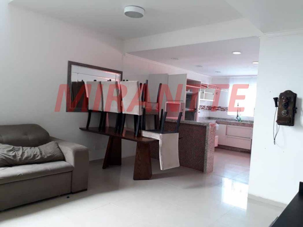 Sobrado de 281m² com 4 quartos em Centro