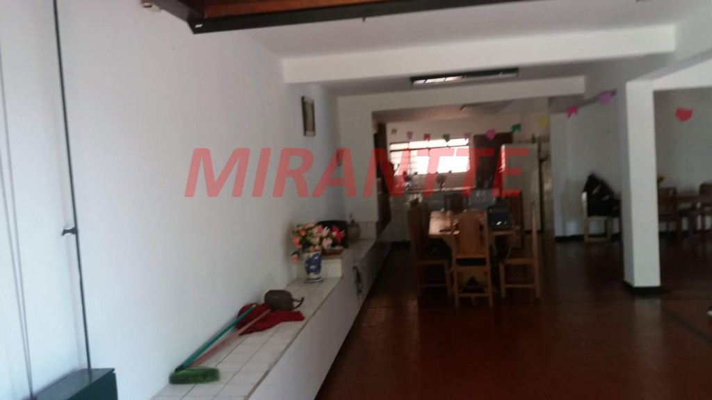 Casa terrea de 380m² com 4 quartos em Centro – Mairiporã