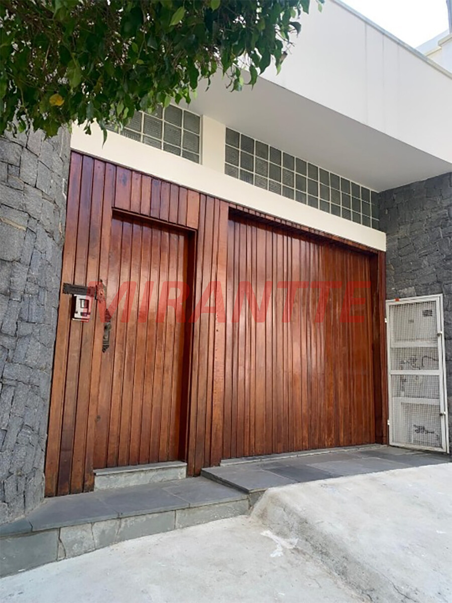 Casa terrea de 240m² com 3 quartos em Santana