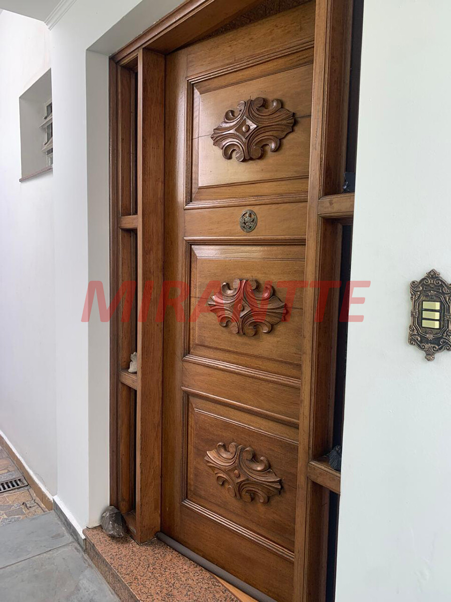 Casa terrea de 240m² com 3 quartos em Santana