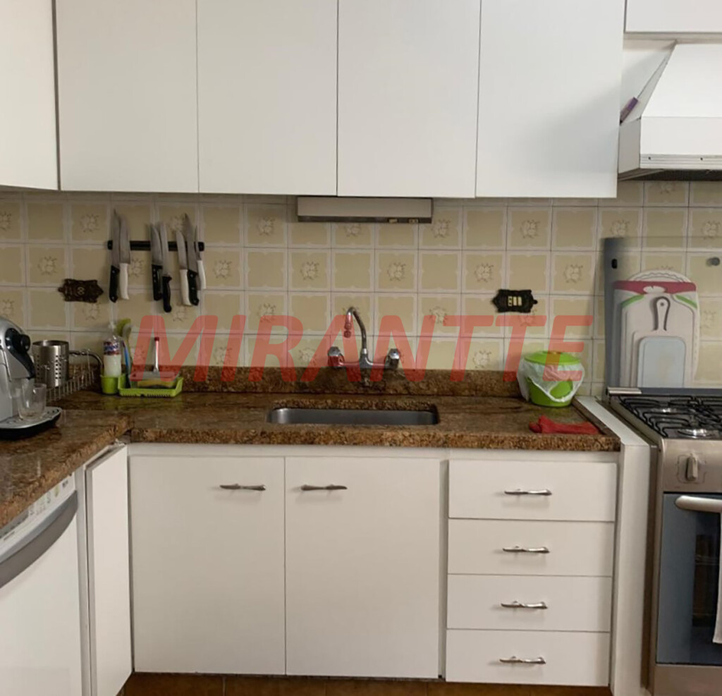 Casa terrea de 240m² com 3 quartos em Santana