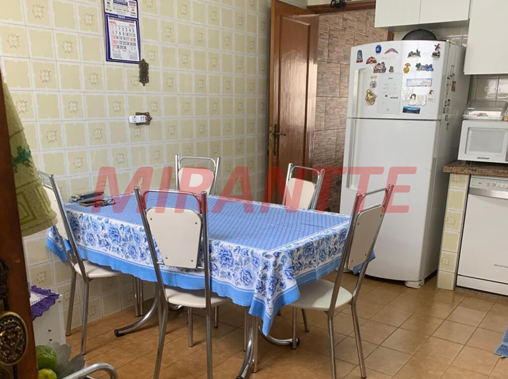 Casa terrea de 240m² com 3 quartos em Santana
