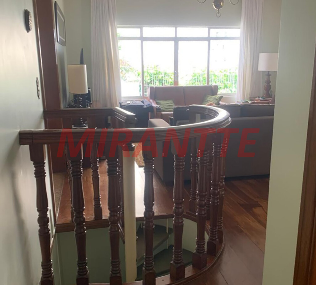 Casa terrea de 240m² com 3 quartos em Santana