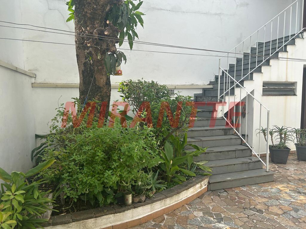 Casa terrea de 240m² com 3 quartos em Santana