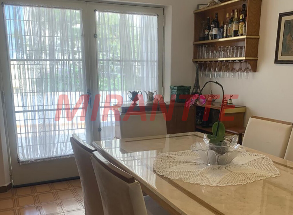 Casa terrea de 240m² com 3 quartos em Santana
