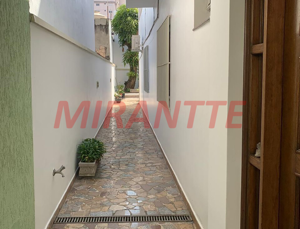 Casa terrea de 240m² com 3 quartos em Santana