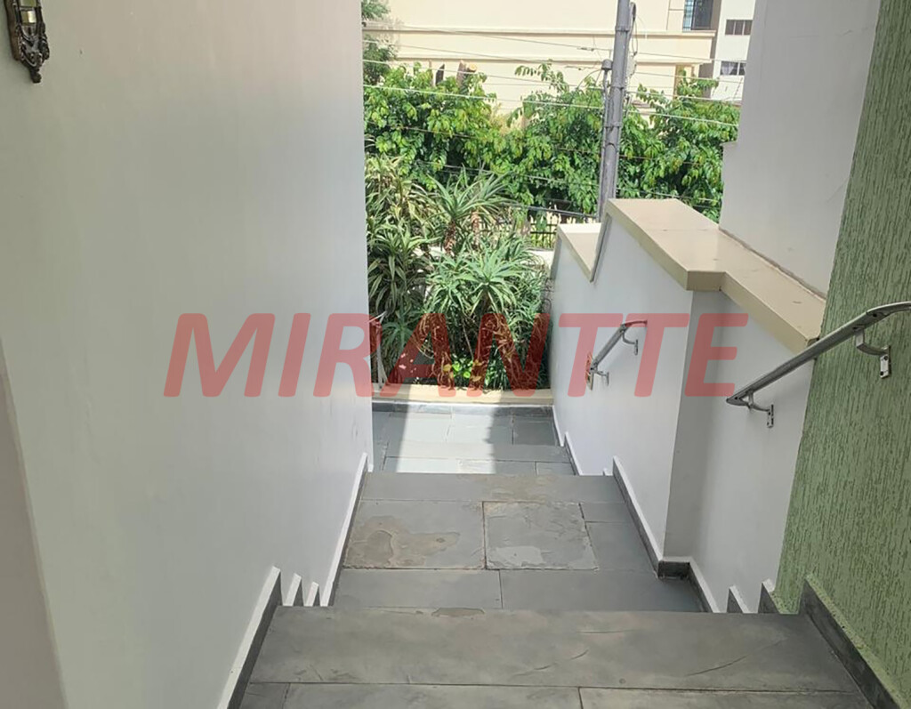 Casa terrea de 240m² com 3 quartos em Santana