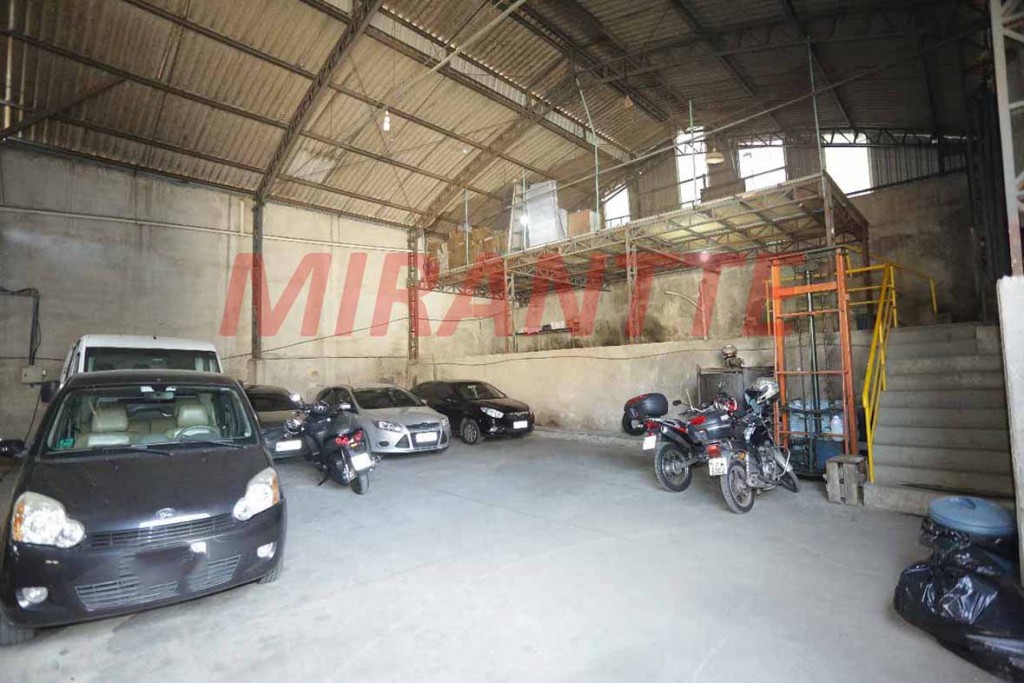 Galpao de 900m² em Vila Galvão