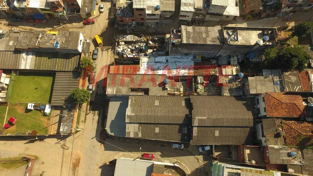 Galpao de 900m² em Vila Galvão