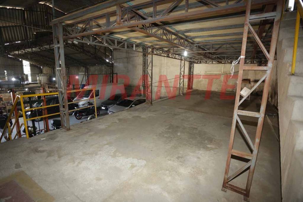 Galpao de 900m² em Vila Galvão