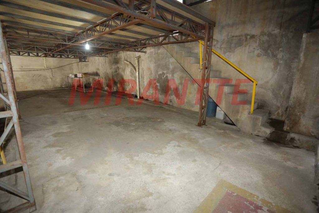 Galpao de 900m² em Vila Galvão
