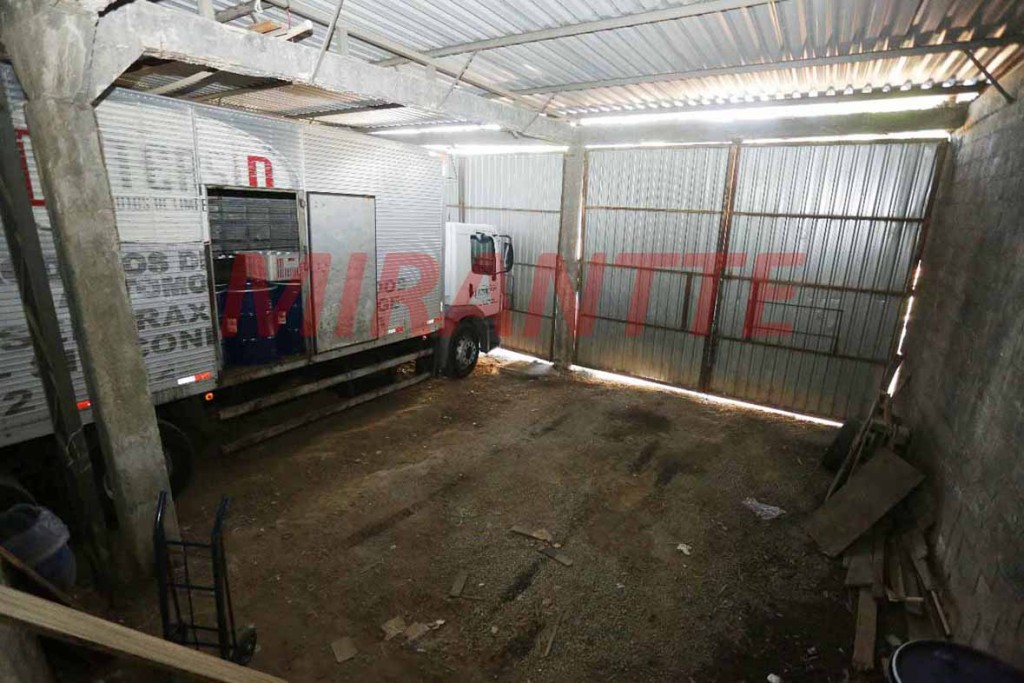 Galpao de 900m² em Vila Galvão