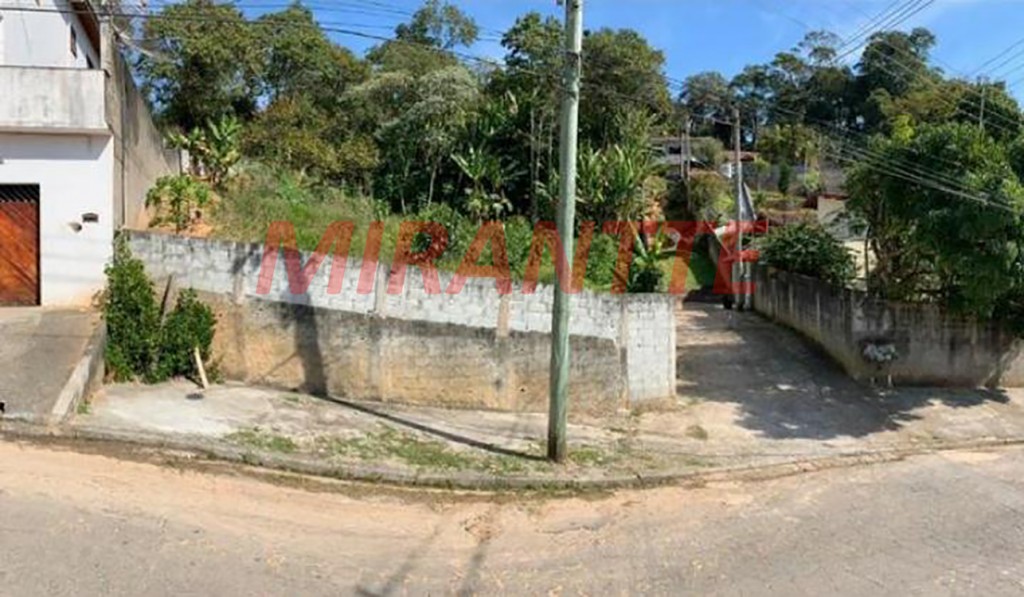 Terreno de 1419m² em Serra Da Cantareira
