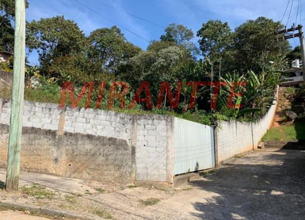 Terreno de 1419m² em Serra Da Cantareira