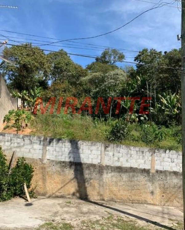 Terreno de 1419m² em Serra Da Cantareira