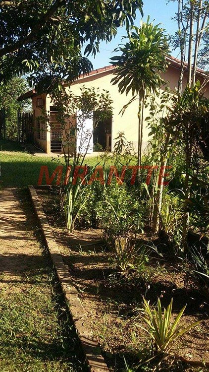 ChÁcara de 400m² com 4 quartos em Polo Industrial