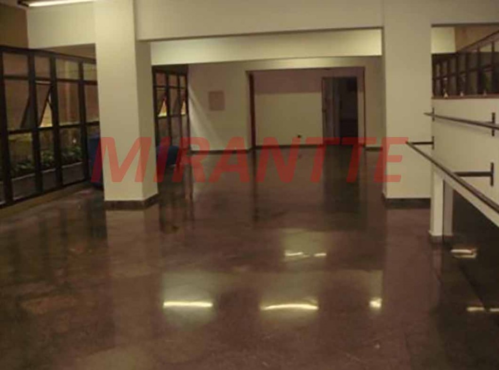 Comercial de 1200m² em Indianópolis
