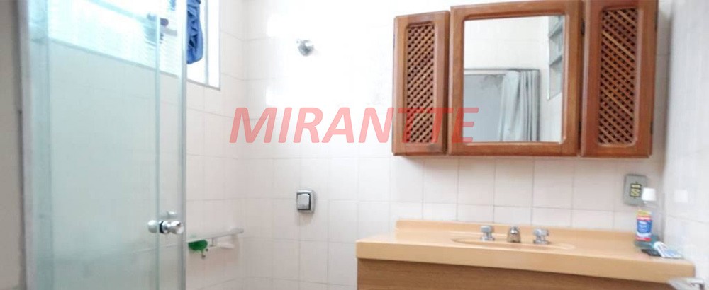 Sobrado de 238m² com 3 quartos em Vila Albertina