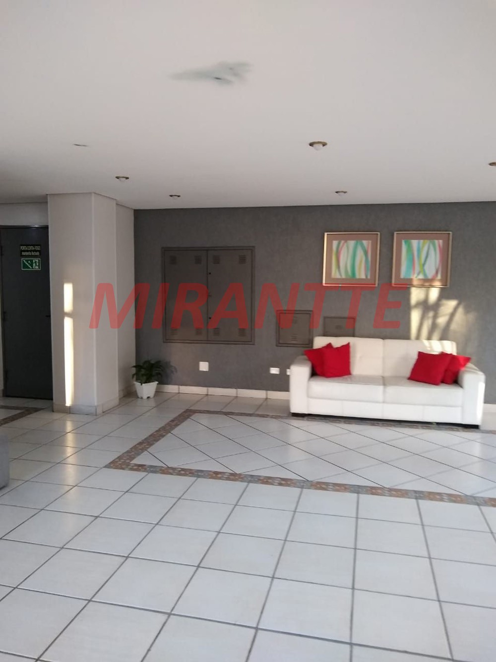 Apartamento com 2 quartos em Vila Roque